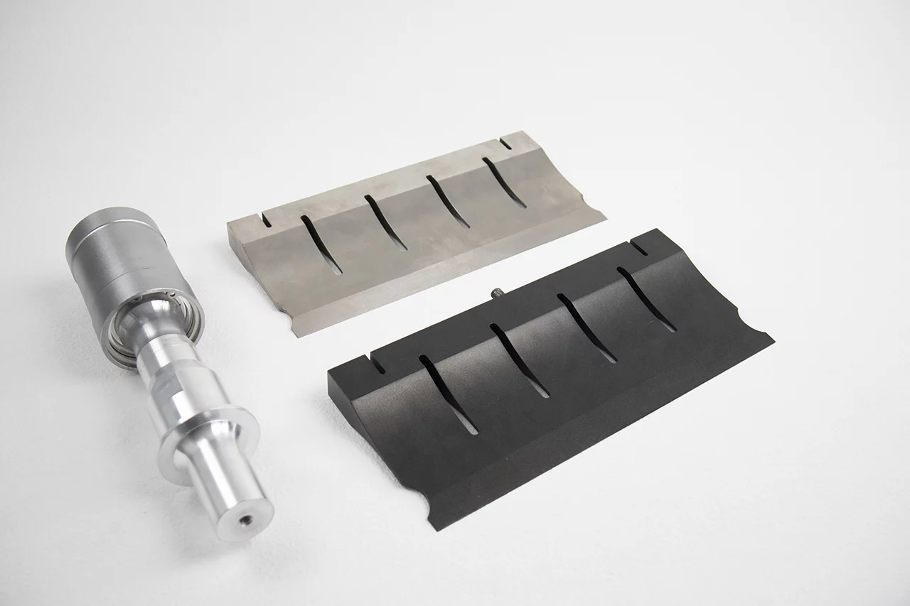 ultrasonic-food-cutting-blade-
